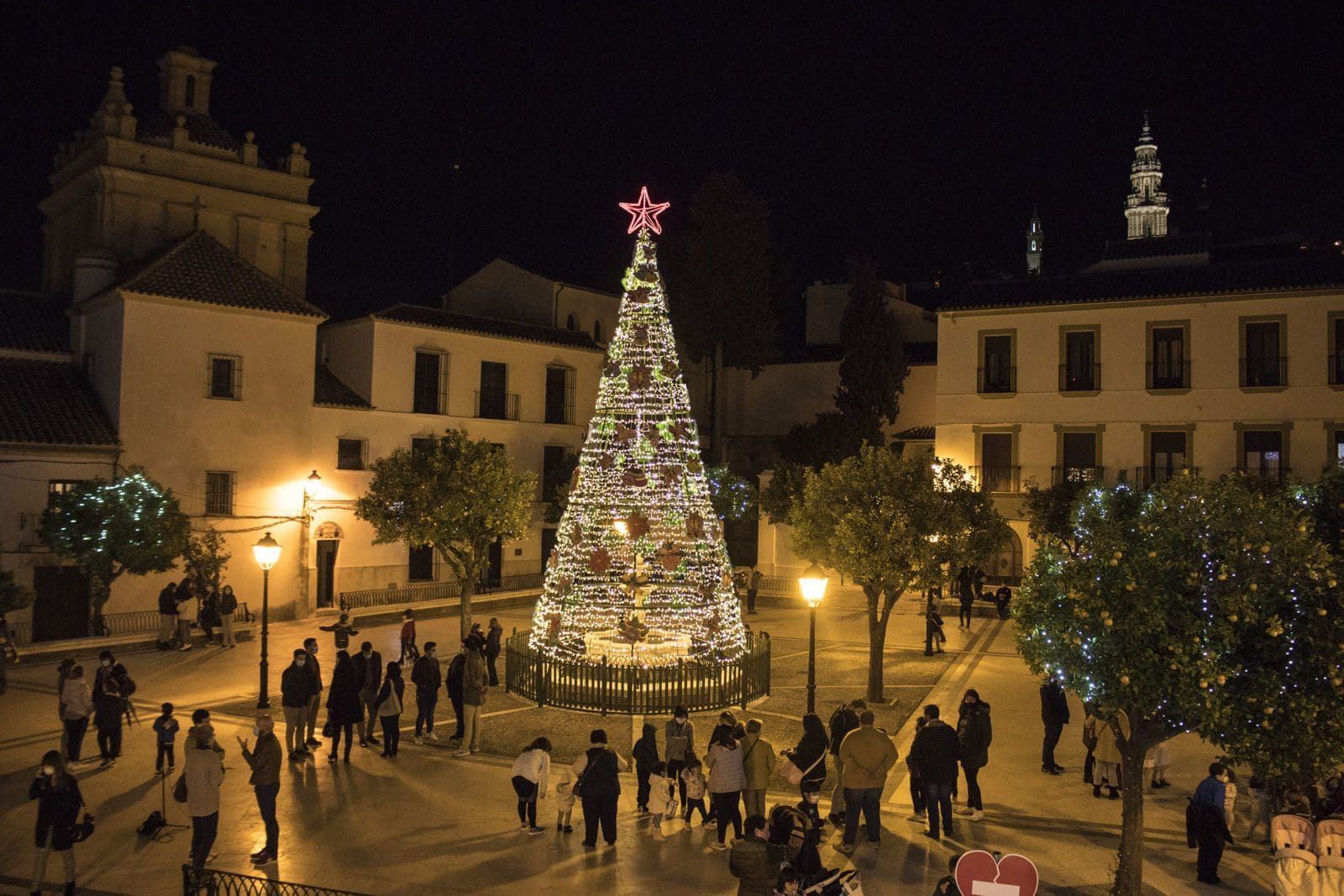 El municipio de Andalucía que no encenderá el alumbrado navideño por la trágica DANA