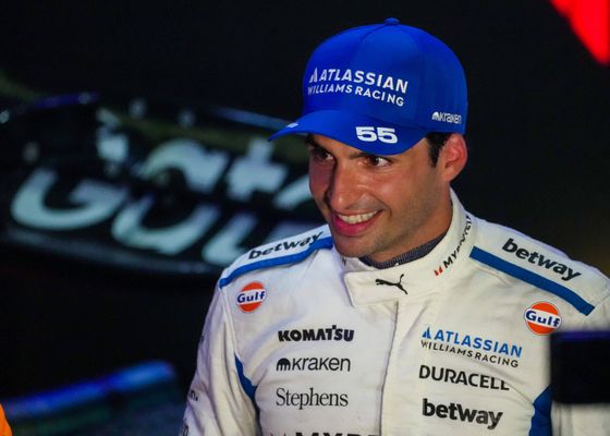 Carlos Sainz, sobre cómo invierte su patrimonio: ''Prefiero tener mi dinero en coches que en el banco''