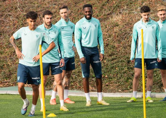 Valverde pone fecha a la vuelta de Maroan Sannadi y Beñat Prados: la lista de convocados para enfrentarse al Rayo