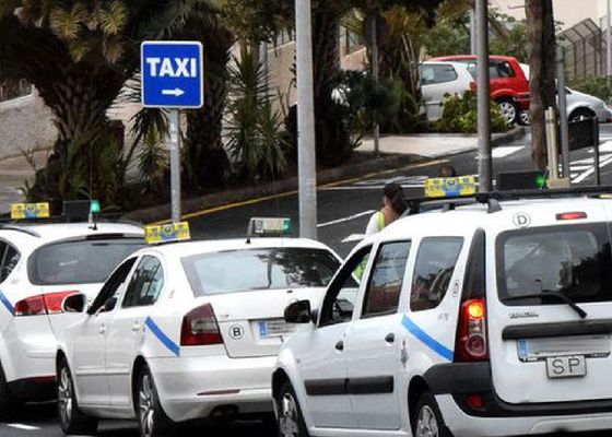 El taxi aplicará en 2026 un suplemento de 5,81 euros para los taxis que se dirijan a Sevilla I y a la factoría Heineken