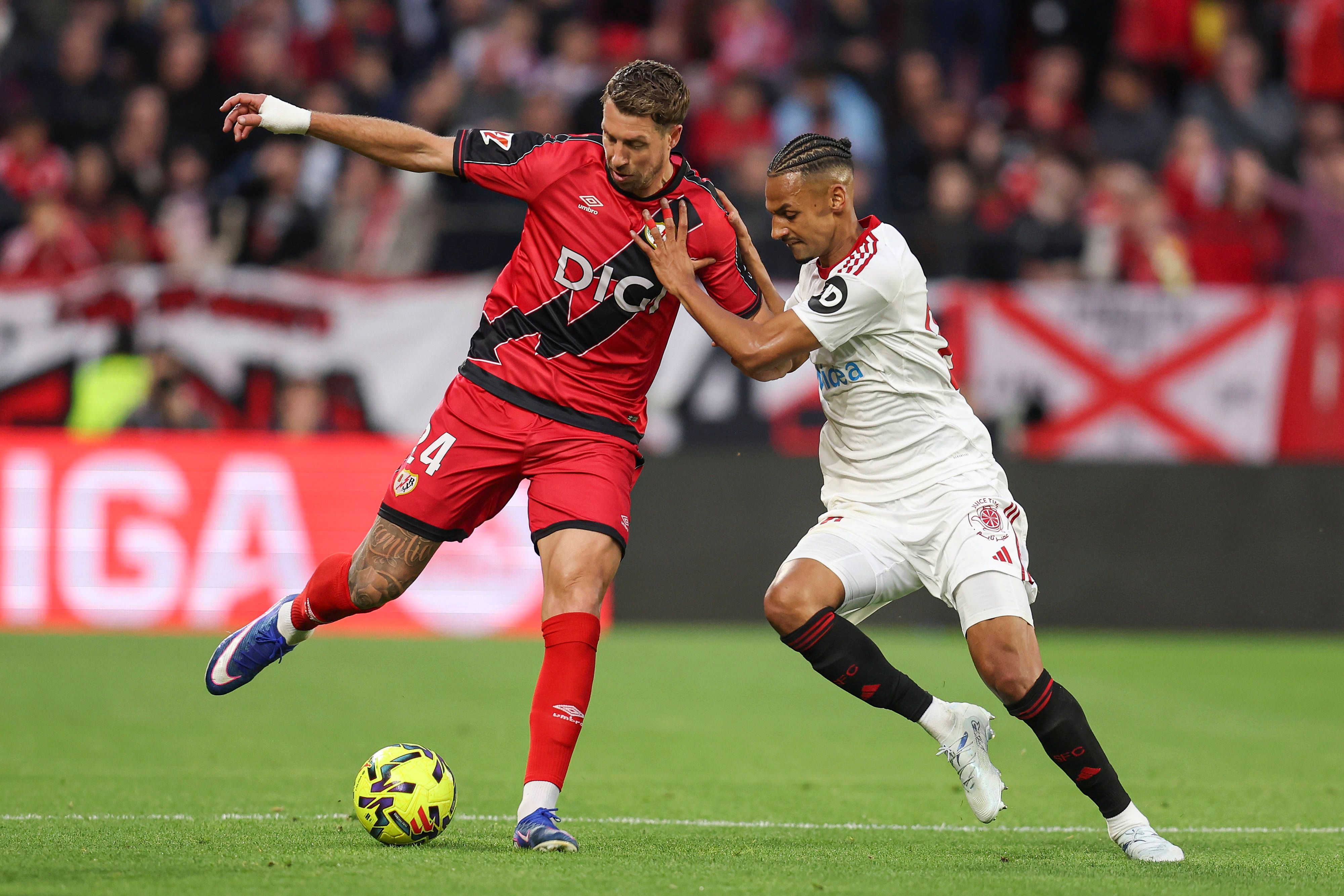 Sevilla 1-1 Rayo: La lucha por la tranquilidad se queda en jaque