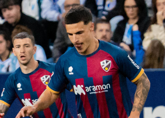 Seoane, jugador del Huesca, admite el palo ante el Almería y apunta al Granada: "Es el momento"