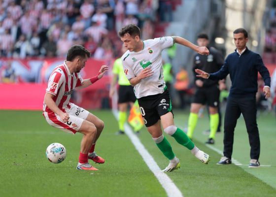 El Sporting de Gijón ya tiene claro los fichajes en el mercado de invierno