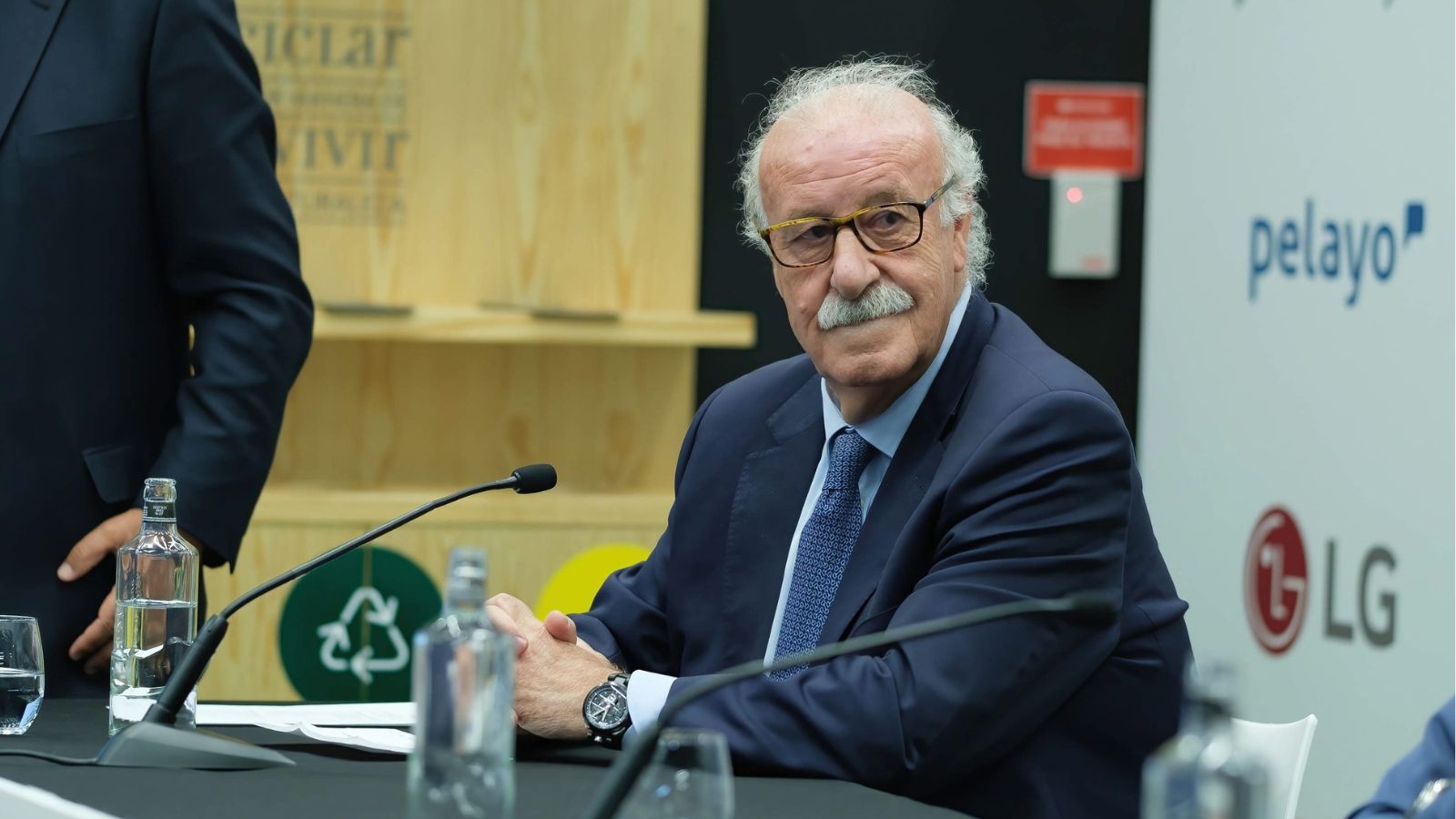Vicente del Bosque contraataca