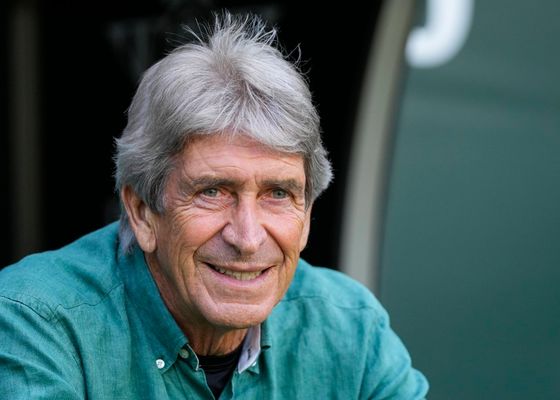 "El Betis debería llevar a cabo una reestructuración profunda de la plantilla"