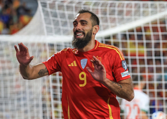 Borja Iglesias arroja luz sobre el Real Zaragoza