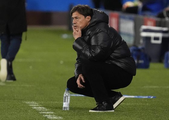 Matías Almeyda reprocha la falta de claridad en los últimos metros y remite a la realidad del Sevilla: "Hay que enfocarse en lo nuestro"  