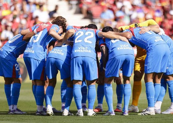 Así queda la clasificación de LaLiga EA Sports tras el triunfo del Barcelona y el empate del Atlético