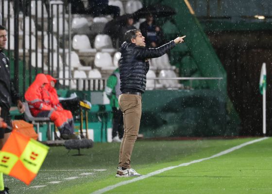 Antonio Hidalgo sigue la estela de José Luis Oltra y Fernando Vázquez