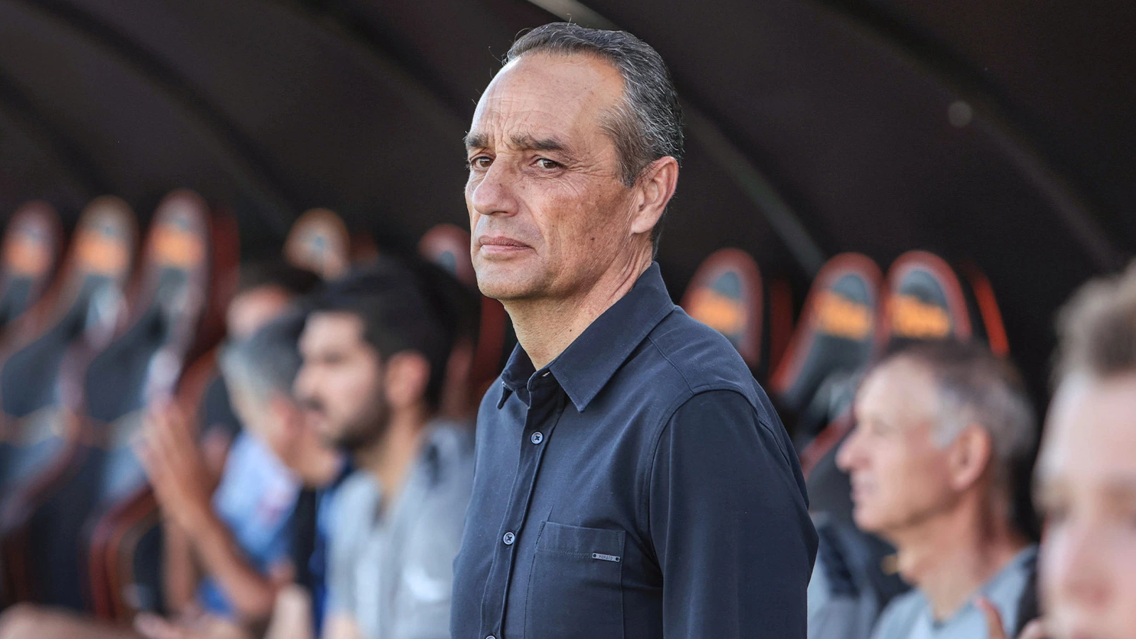 El Eldense busca a su nuevo entrenador tras el despido de José Luis Oltra