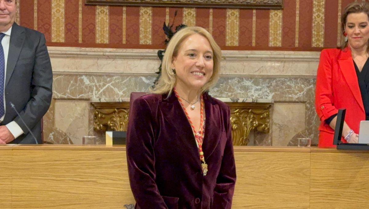 Carmen María Tena jura como nueva delegada de Deportes del Ayuntamiento de Sevilla