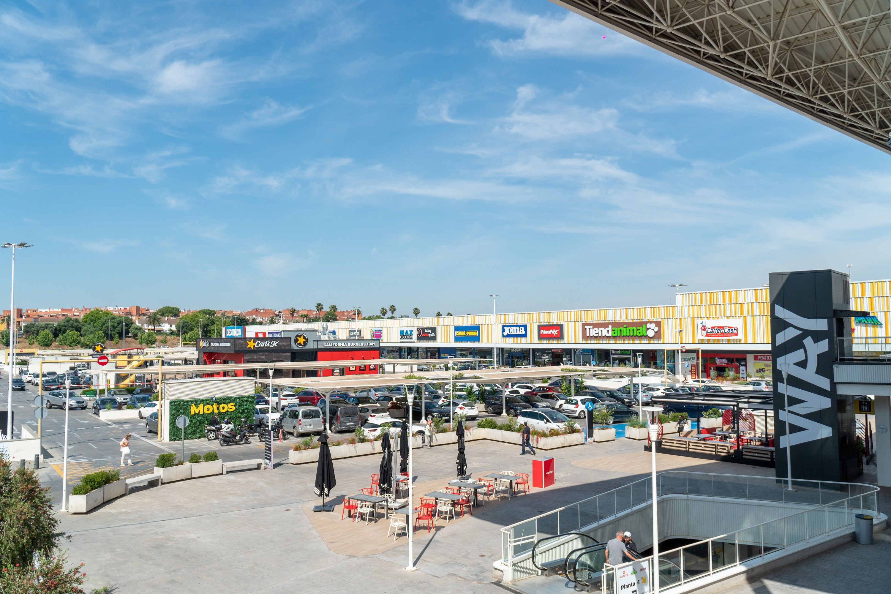 WAY Dos Hermanas se consolida como epicentro de ocio y comercio en Sevilla