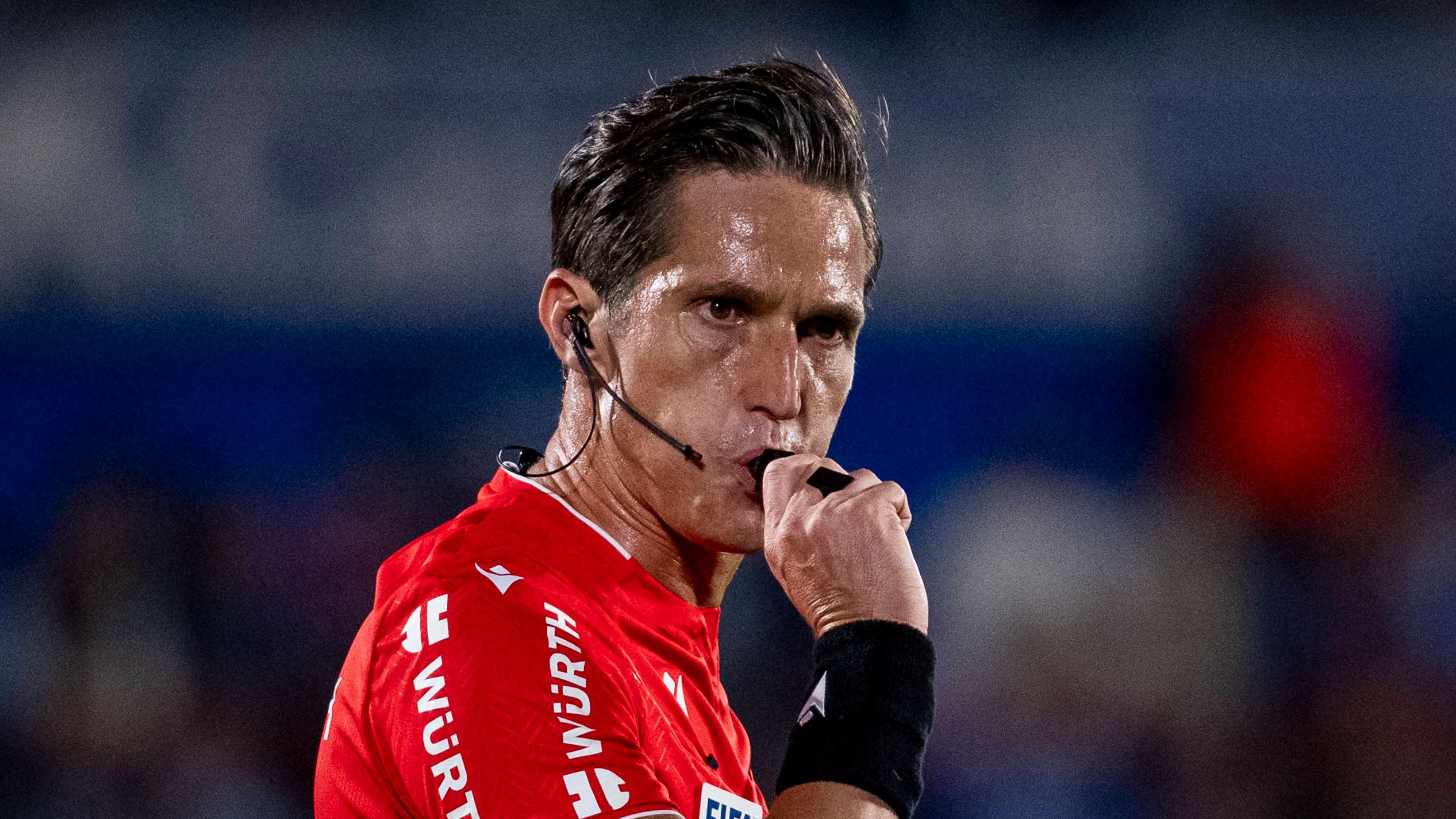 Munuera Montero, segundo andaluz en dirigir El Gran Derbi hispalense... ¡tras el abuelo de Medina Cantalejo!