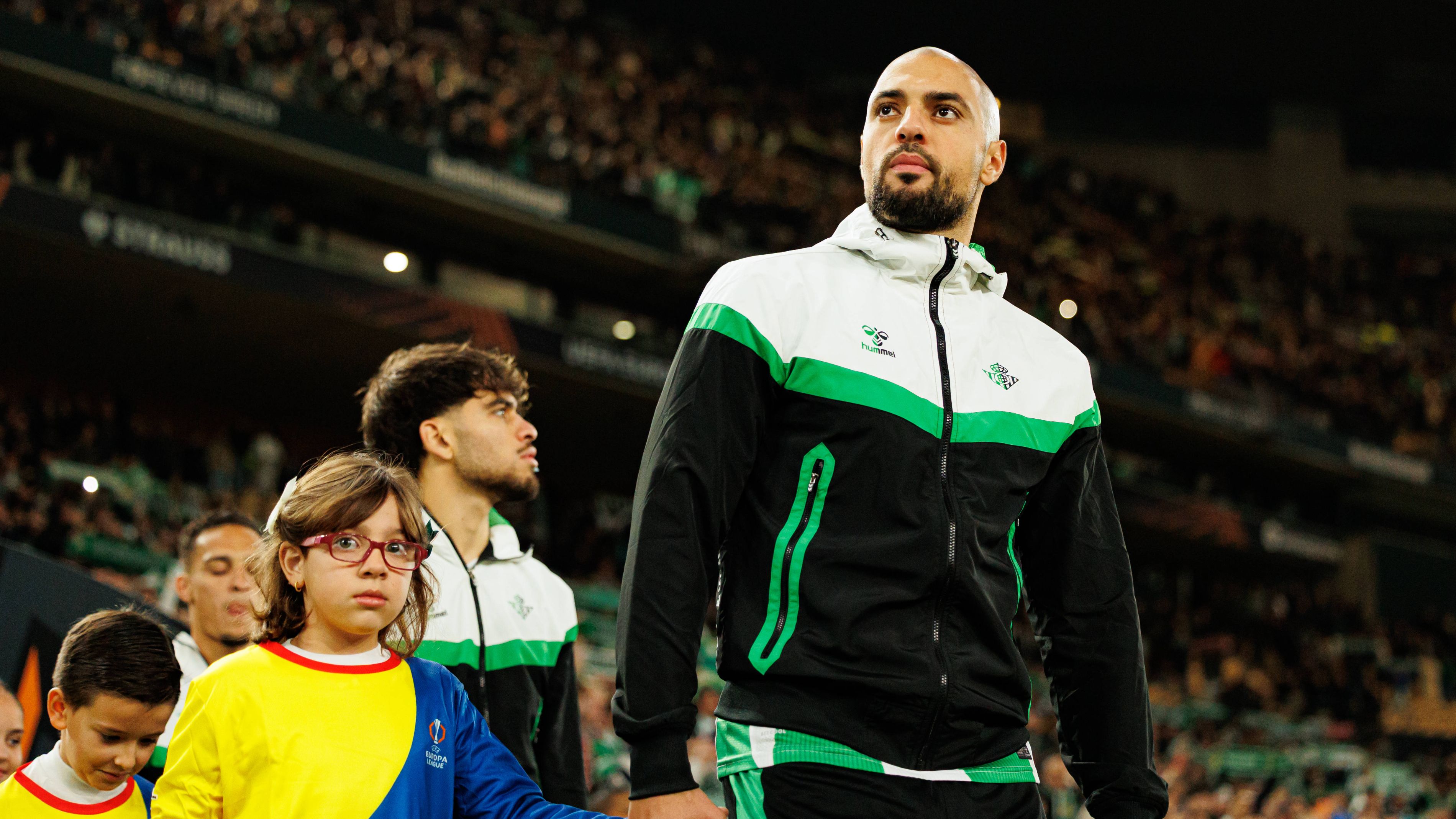 Sorpresón para Abde y Amrabat antes de la final con el Panathinaikos