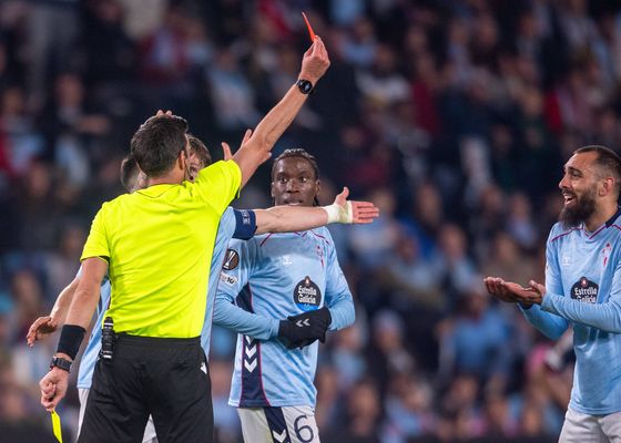 Los expertos arbitrales alucinan con el error del VAR contra el Celta de Vigo y Cañizares se queda a gusto: "No nos han perdonado nada"