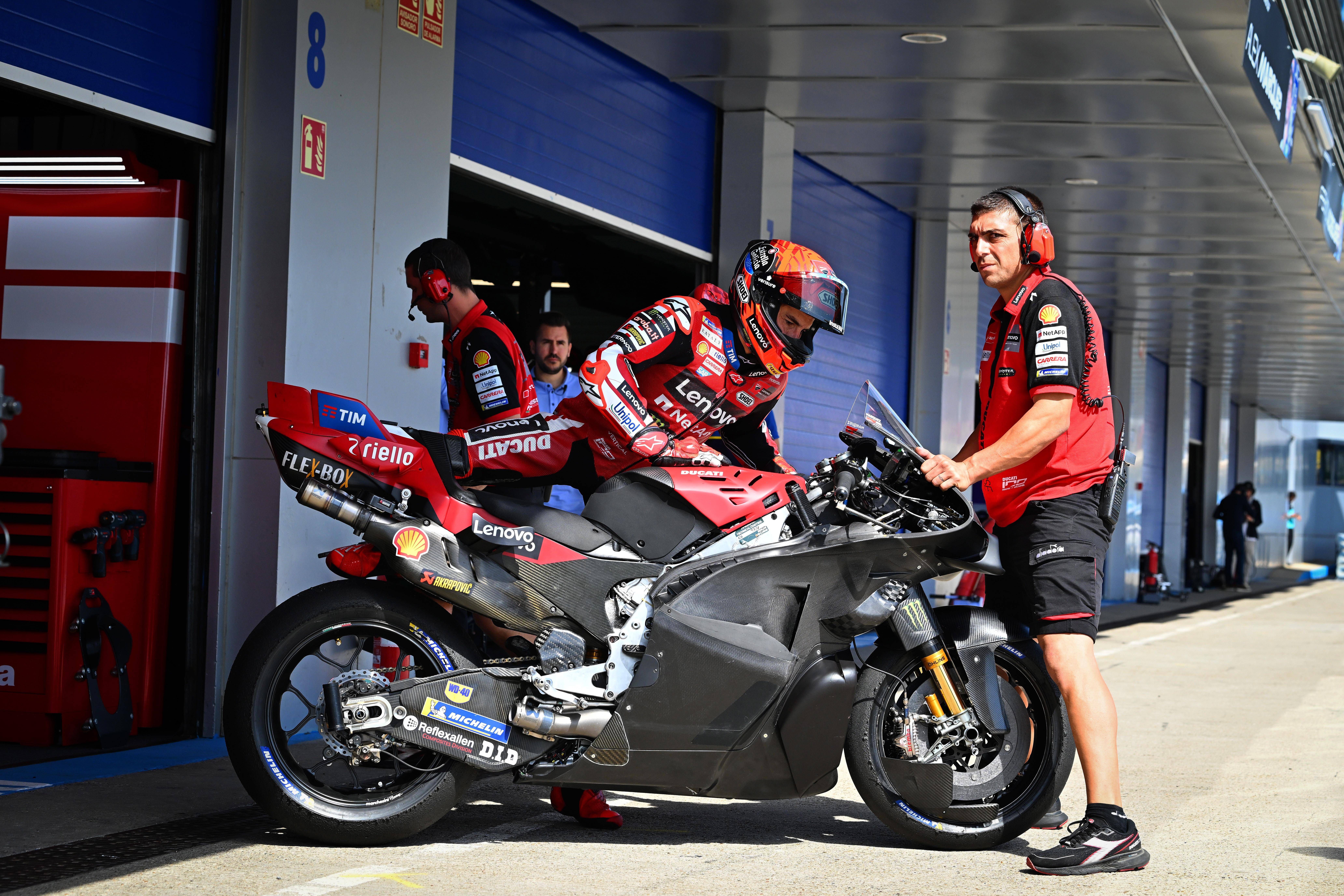 Marc Márquez no logra acabar con su problema: "No lo veo bien"