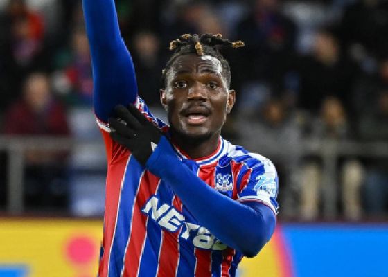 Christantus Uche deslumbra en Europa pero la incertidumbre de su futuro crece