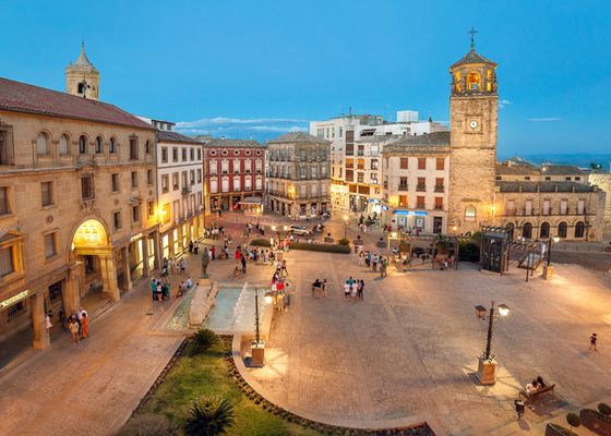 El pueblo más bonito para viajar en marzo en Andalucía, único en Europa