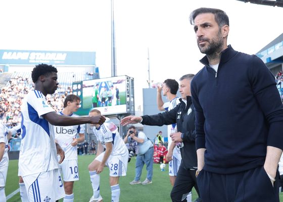 El Como de Cesc Fàbregas cae ante Sassuolo y se complica la Champions