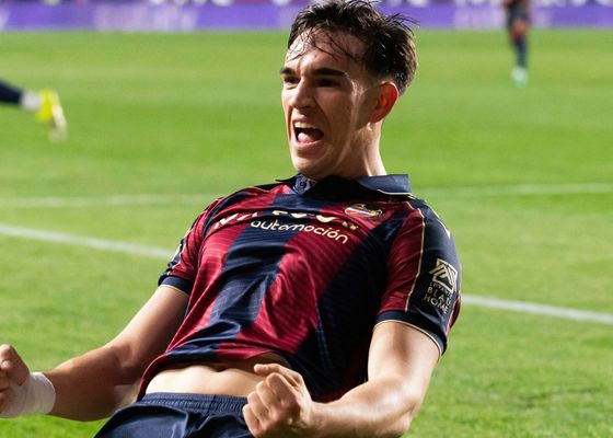 La única vía que le queda al Levante para frenar la salida de Carlos Espí
