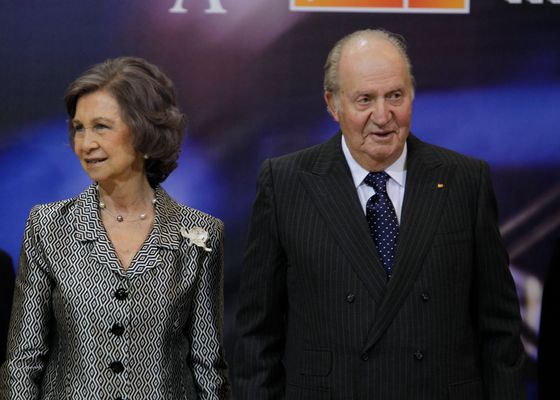 El emérito Juan Carlos I publica sus memorias en Francia: ''Sofi es una mujer excepcional''