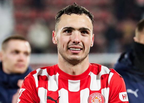 Avances para fichar a Arnau Martínez