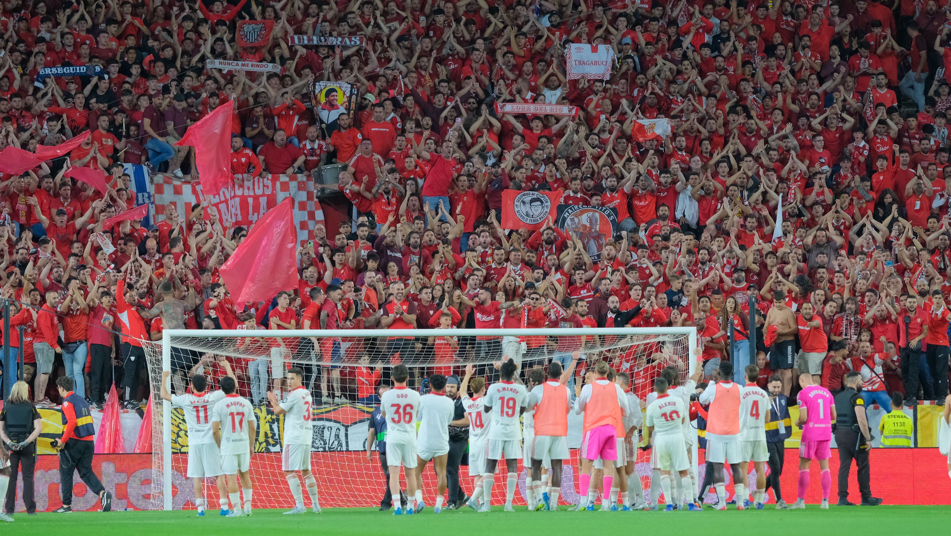 Gudelj pide "otro manicomio" y LaLiga avisa de que se viene una multa
