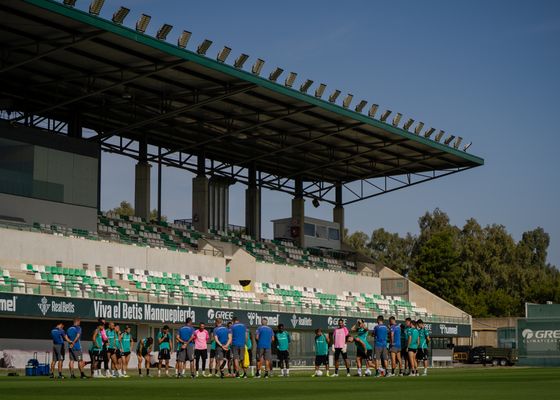La convocatoria del Betis ante el Athletic: sólo tres bajas, dos por lesión y una por decisión técnica 