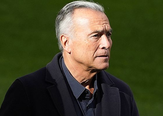 Rafa Yuste advierte a Florentino: "Ahora viene Laporta... la que se avecina"
